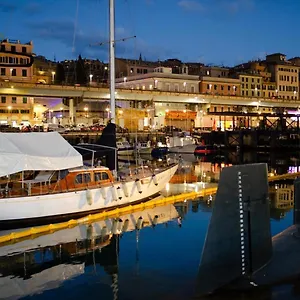 Port View Gasthof Genua